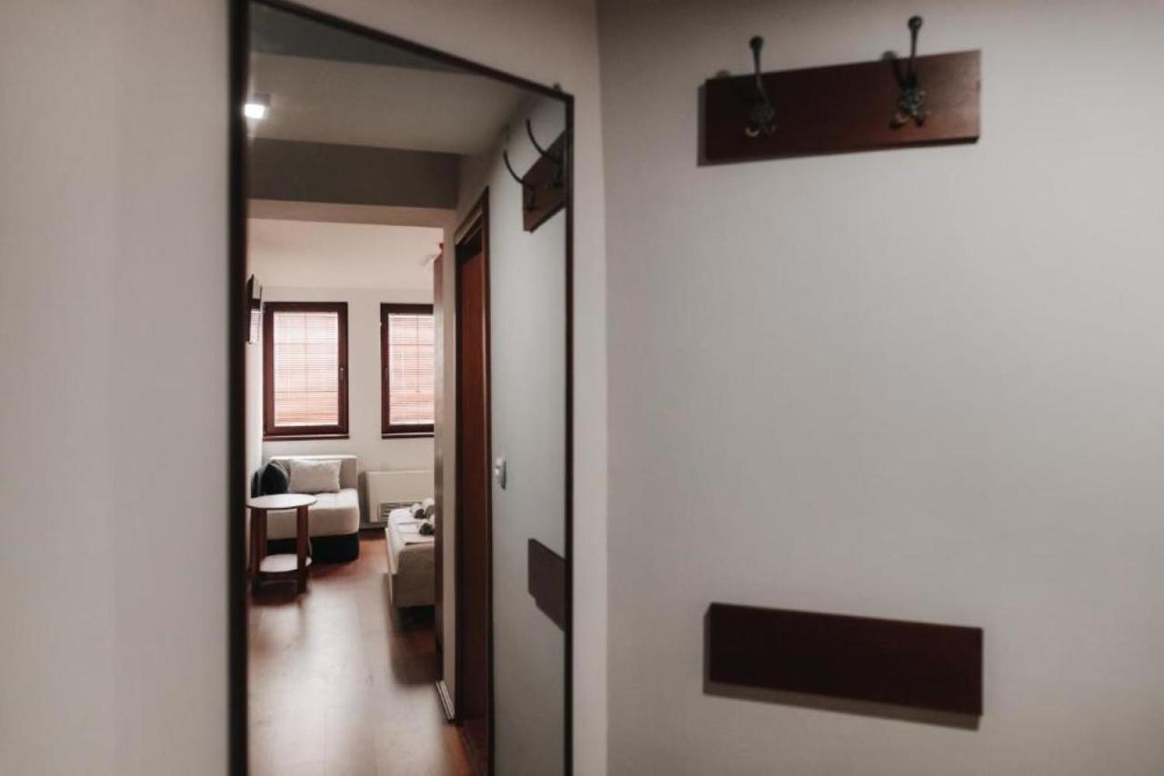 Hotel Castrum Skopje Buitenkant foto